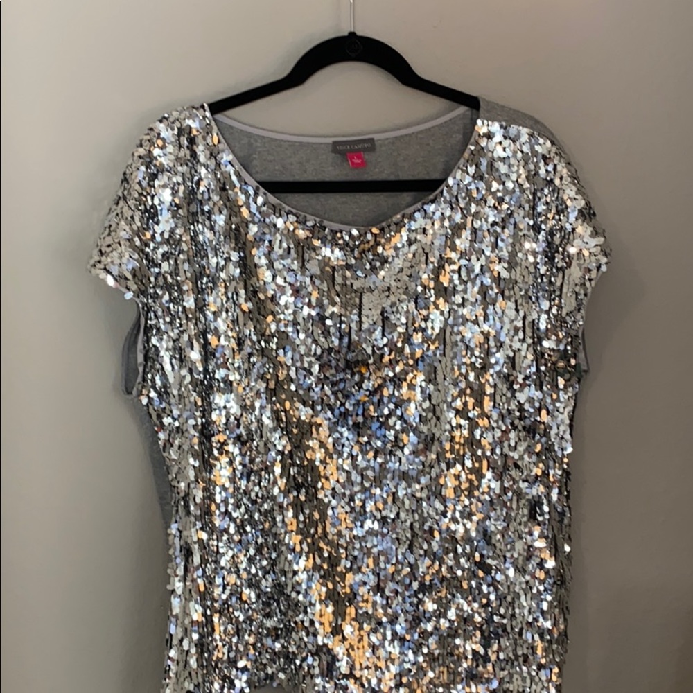Vince Camuto Silver Sequin Top - Picture 2 of 9